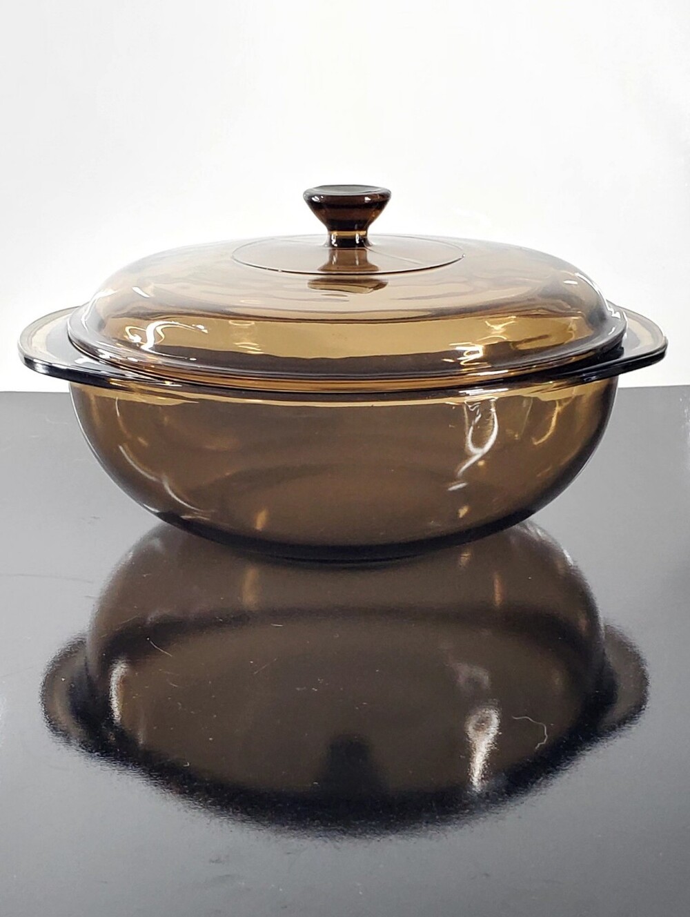 Pristine 2qt Fireside Brown Amber Glass Covered 10" Casserole by Pyrex